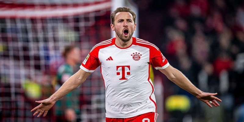 Màn thể hiện ấn tượng ở Bayern Munich đã giúp Kane có Giày vàng Châu Âu lần đầu tiên