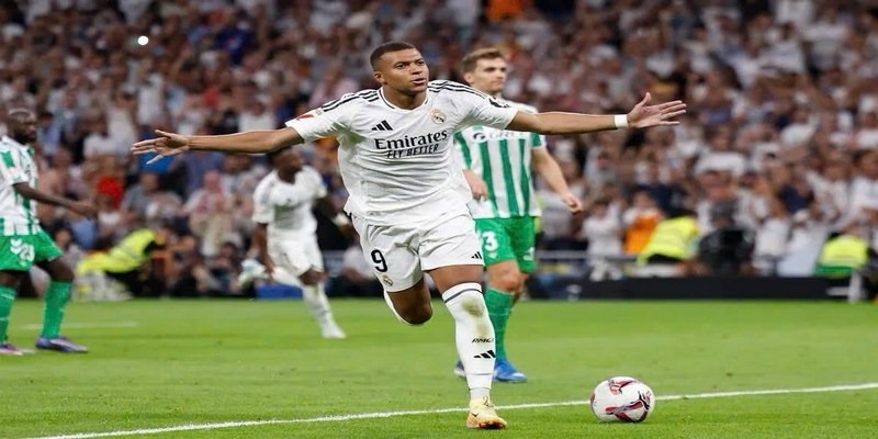 Mbappe được kỳ vọng sẽ tái lập những thành tích ấn tượng của CR7